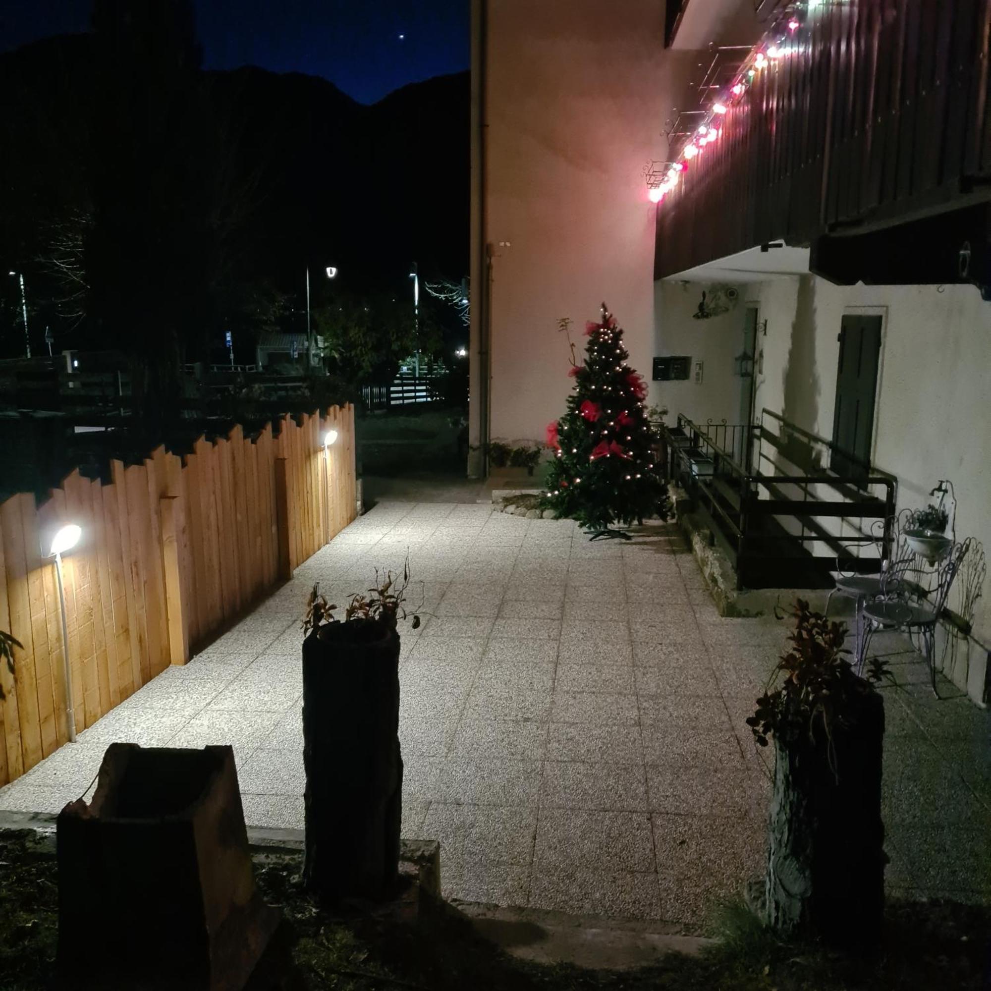Ferienwohnung Bioledro Casa Lena Mezzolago Exterior foto